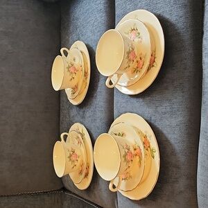 Vintage Canonsburg set of 4 - 3 pieces  Rose Bouquet 22 karat rim cup w/sauser